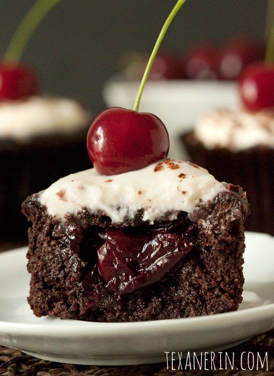 black_forest_cupcakes_3.jpg